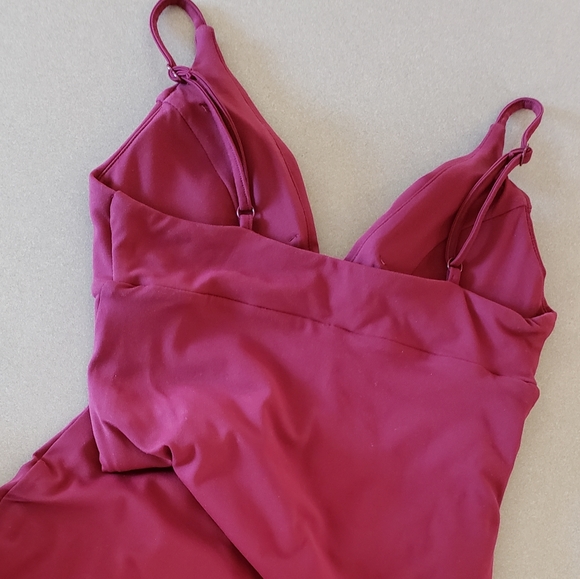 Disbest Dress - Picture 2 of 7